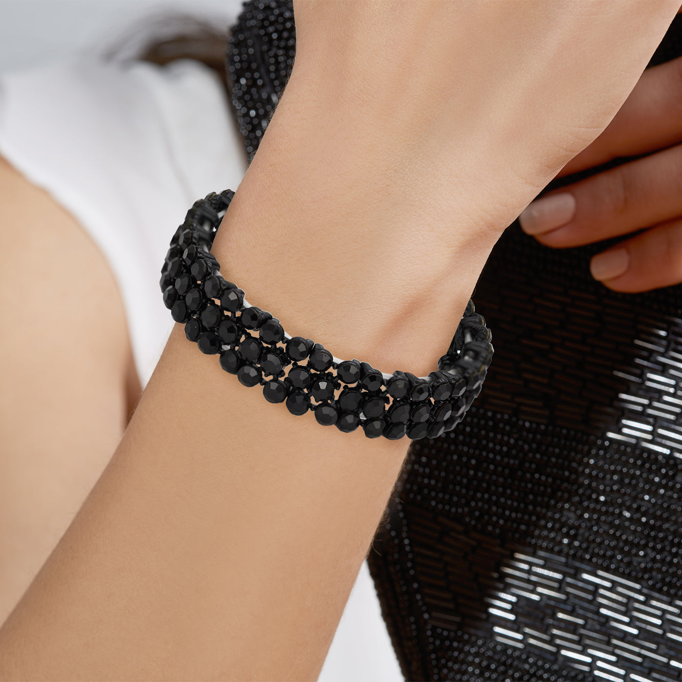 Lavencious Round Shape Rhinestones Thin 3 Rows Elastic Stretch Bracelet Party Jewelry for Women 7"(Black Jet)
