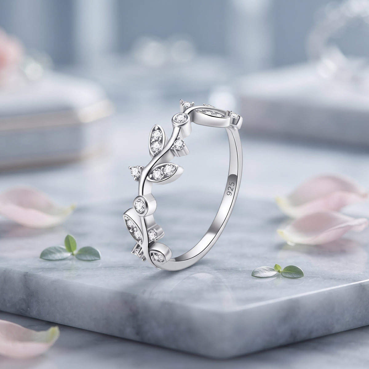 Lavencious Sterling Silver Curved Olive Branch with Clear CZ Stones Wedding Band Promise Ring for Women Size 4-10